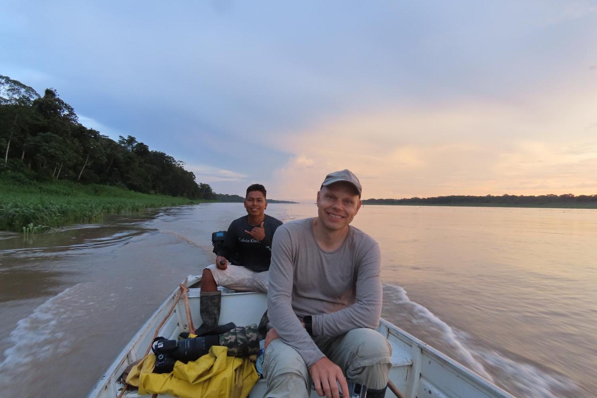 Hospedaje Y Tours Reina Arriera Amazonas Colombia Macedonia ภายนอก รูปภาพ