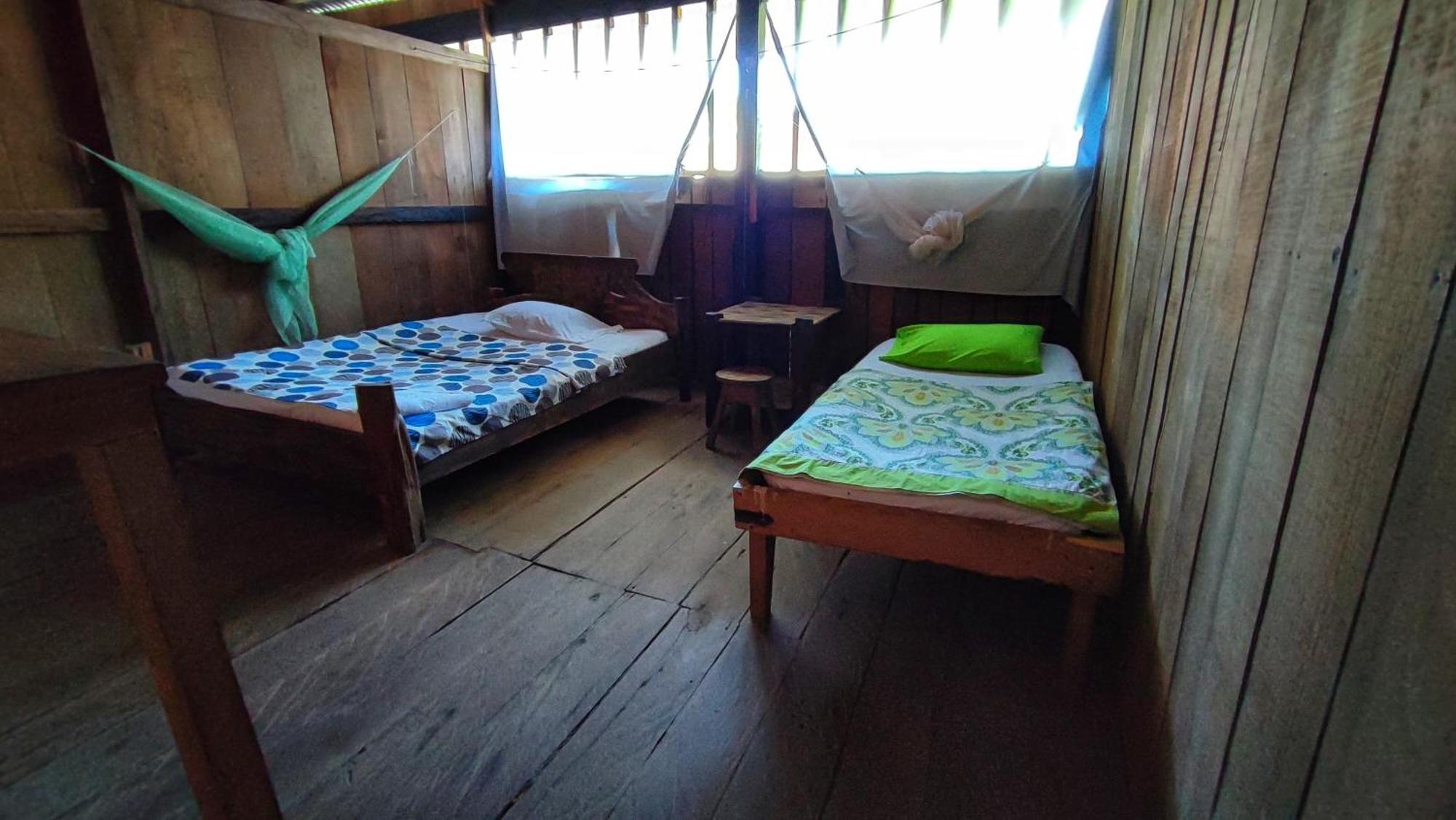 Hospedaje Y Tours Reina Arriera Amazonas Colombia Macedonia ภายนอก รูปภาพ