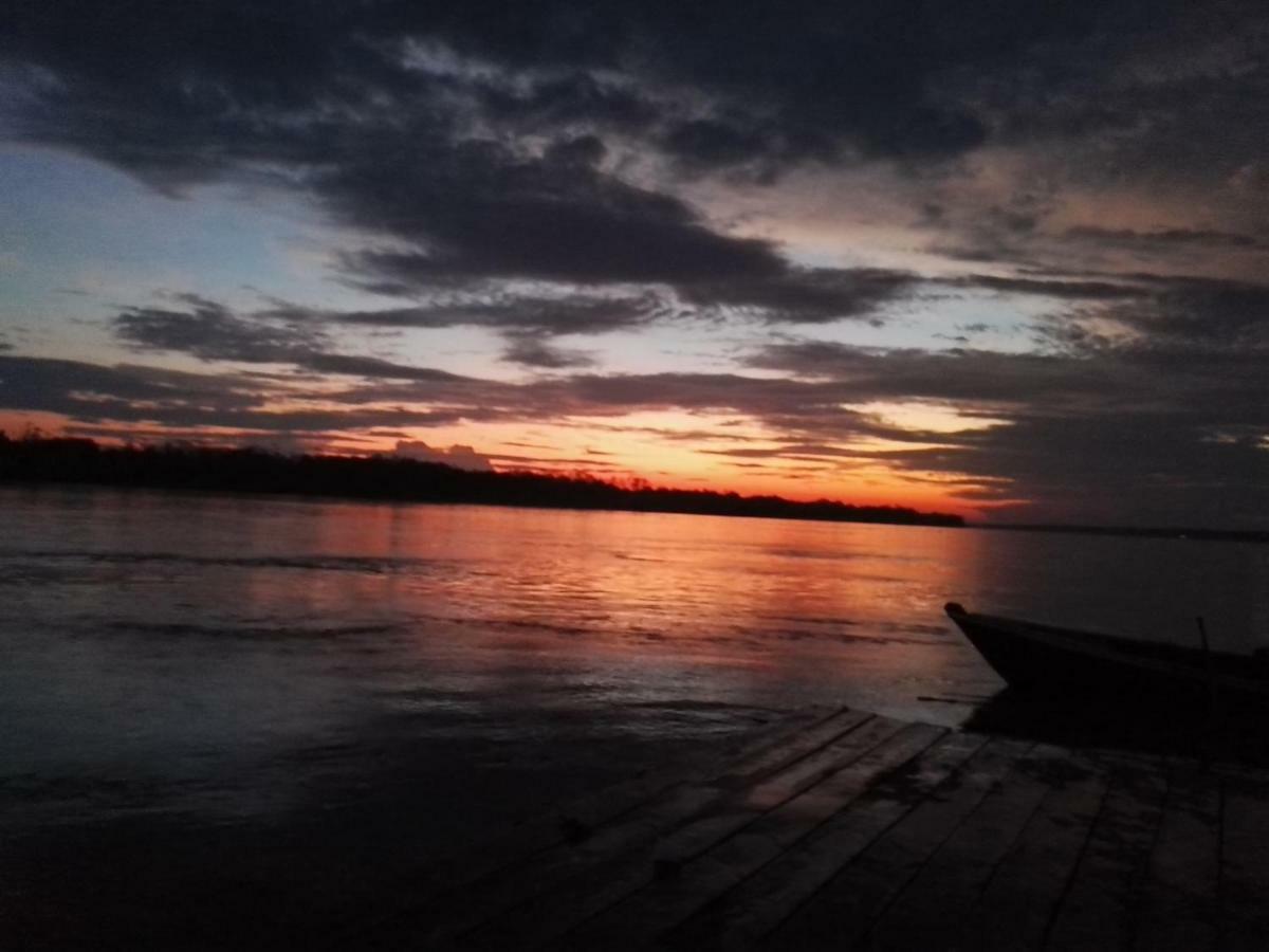 Hospedaje Y Tours Reina Arriera Amazonas Colombia Macedonia ภายนอก รูปภาพ